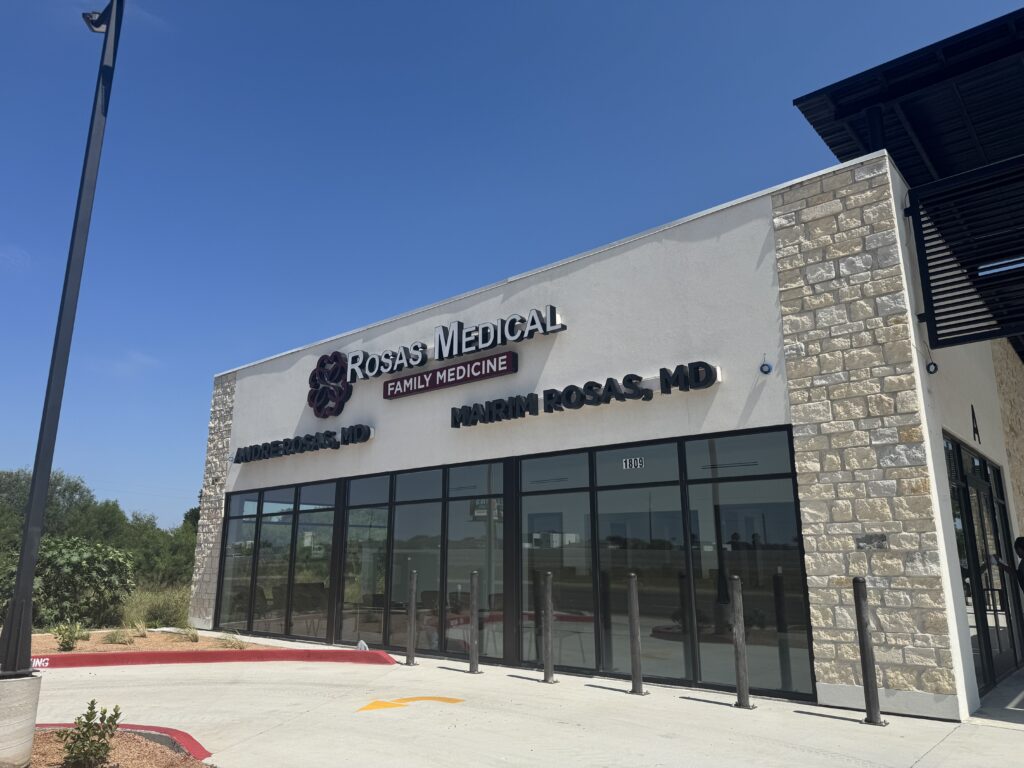 Rosas-medical-clinic-mission-tx-office-front